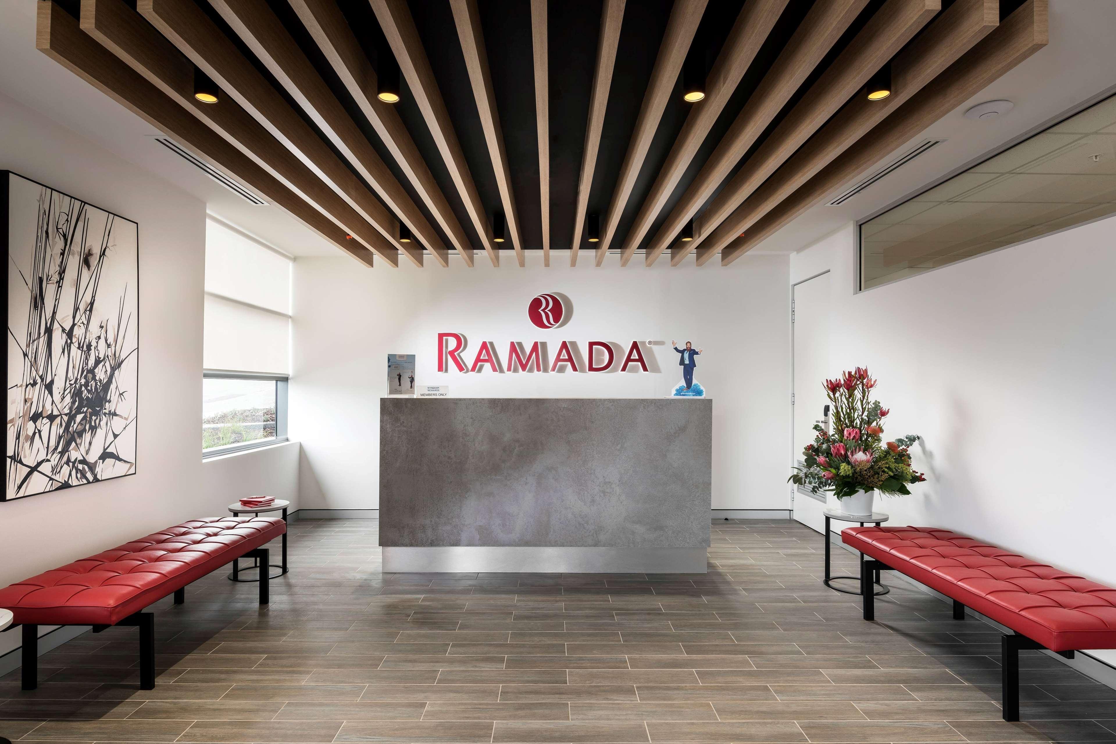 Ramada By Wyndham Vetroblu Scarborough Beach Перт Екстер'єр фото